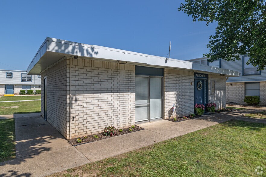 More Photos Of 605 Higdon Ferry Rd, Hot Springs Apartments For Sale