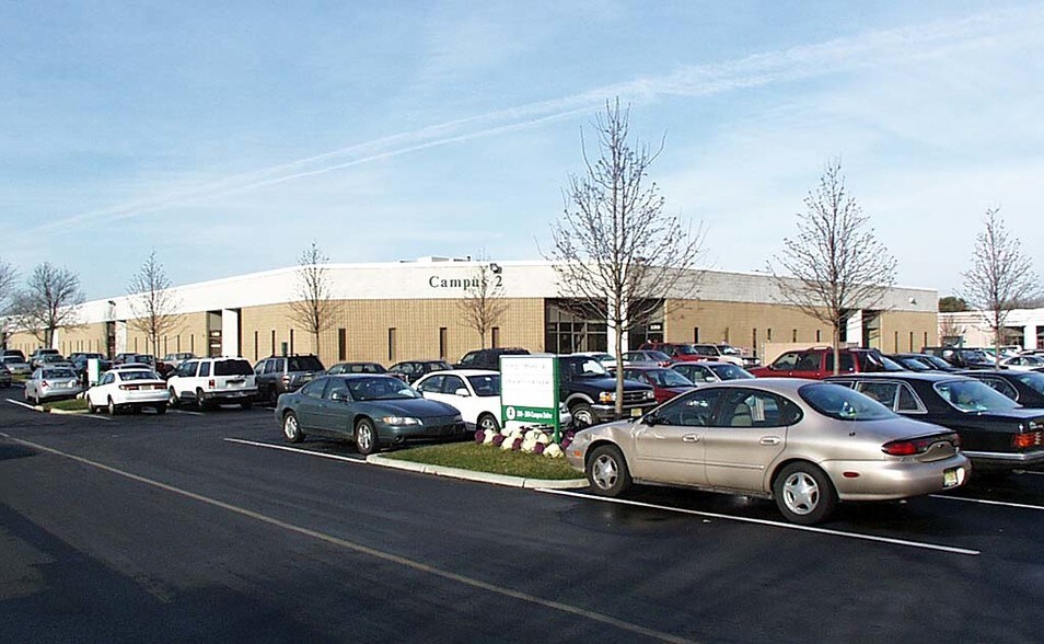More Photos Of 70 Campus Dr, Edison Warehouse For Lease