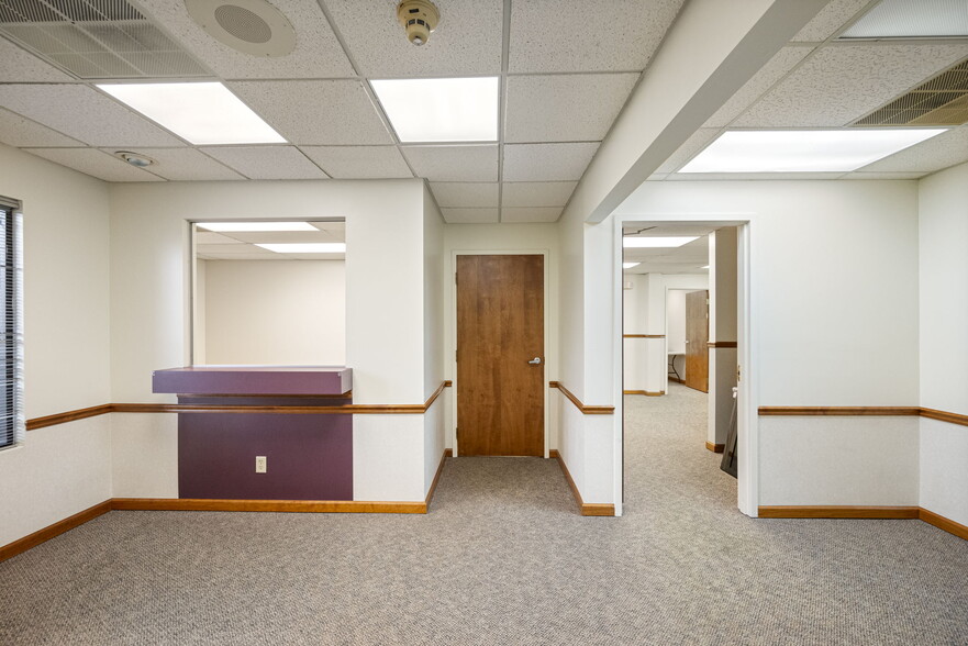 More Photos Of 3768 Rome Dr, Lafayette Office For Lease