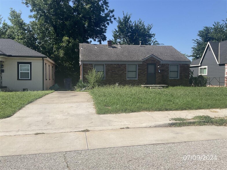 More Photos Of , Oklahoma City Specialty For Sale