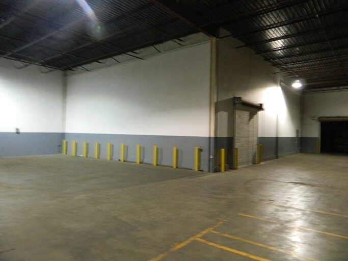 More Photos Of 4242 Bf Goodrich Blvd, Memphis Warehouse For Lease