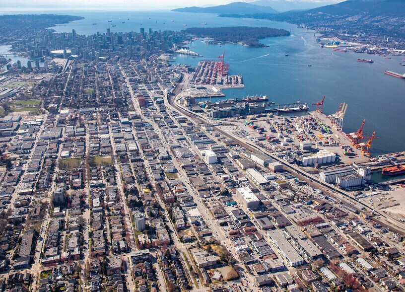 More Photos Of 1900-1990 Pandora St, Vancouver Office For Sale