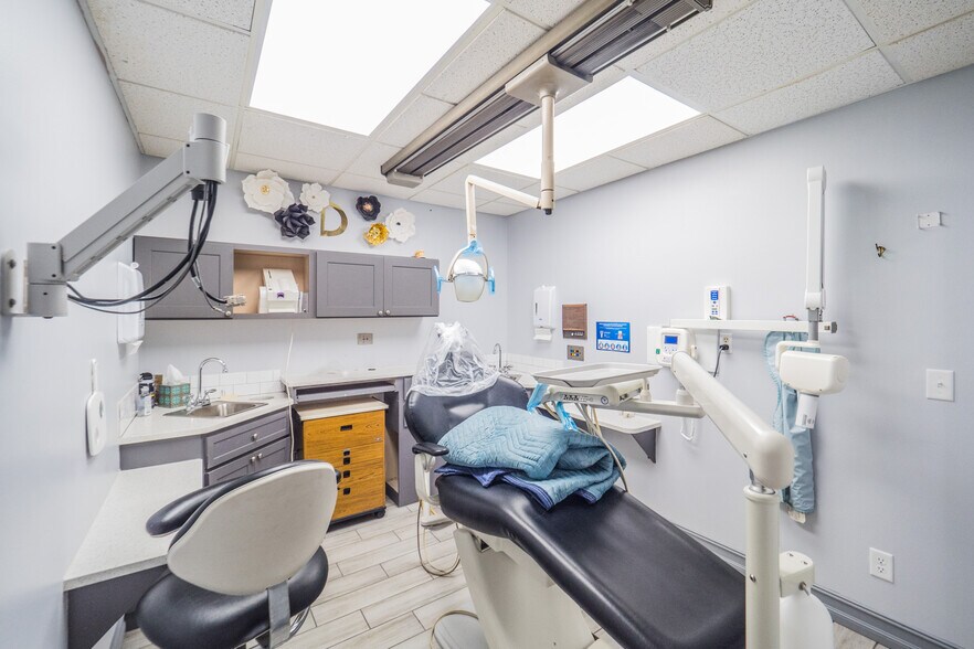 More Photos Of 1020 5th St Se, Winter Haven Skilled Nursing Facility For Lease