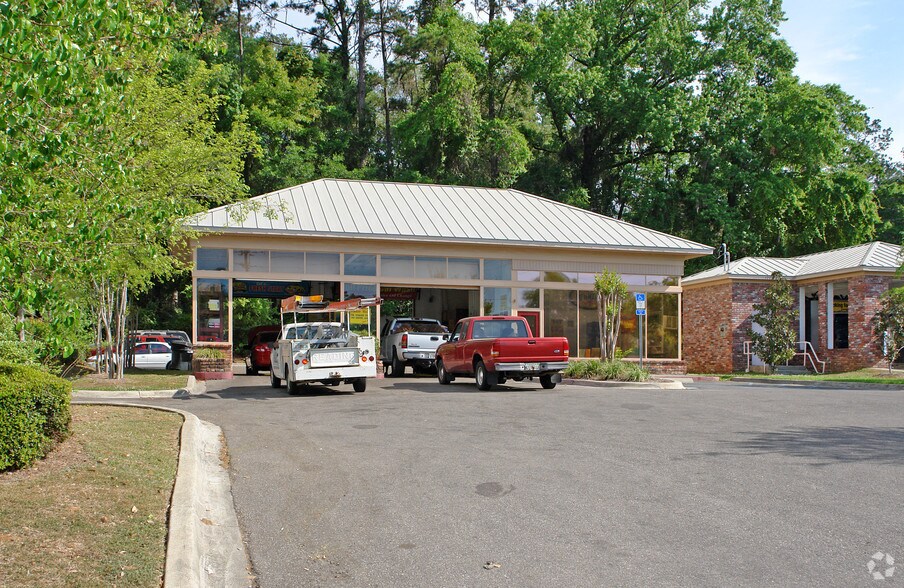 More Photos Of 1702 W Tharpe St, Tallahassee Auto Repair For Sale