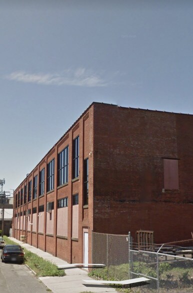 More Photos Of 25 Fox St, New Haven Warehouse For Sale