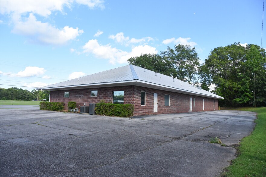More Photos Of 1635 Highway 31, Hartselle Medical For Lease