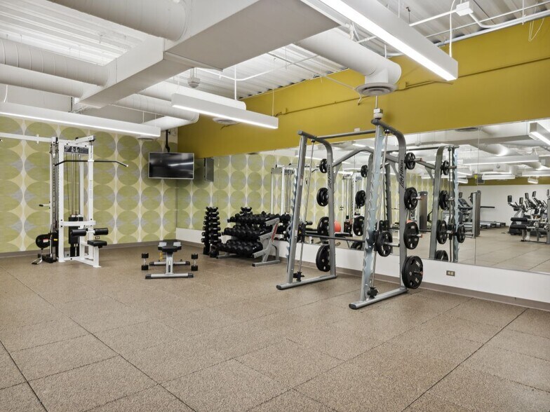 More Photos Of 100 N Field Dr, Lake Forest Unknown For Lease