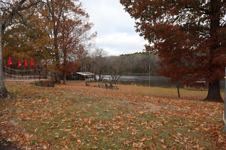 More Photos Of 100 S Main St, Lillington Restaurant For Sale