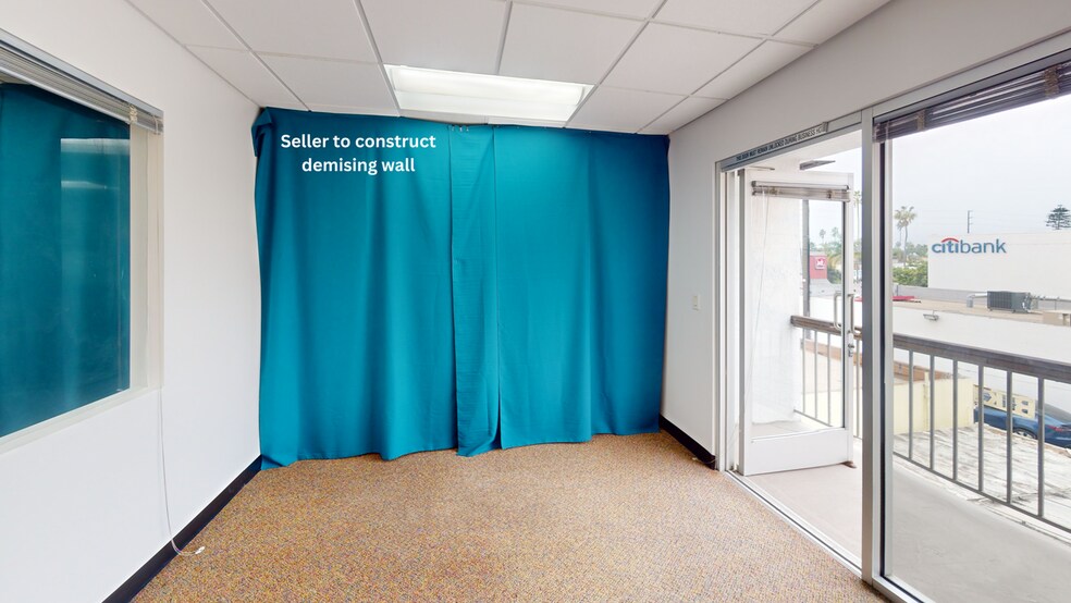 More Photos Of 1940 Garnet Ave, San Diego Medical For Sale