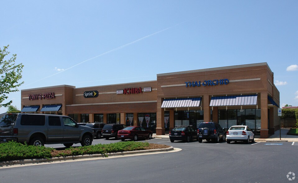 More Photos Of 1820 Catawba Valley Blvd, Hickory General Retail For Lease