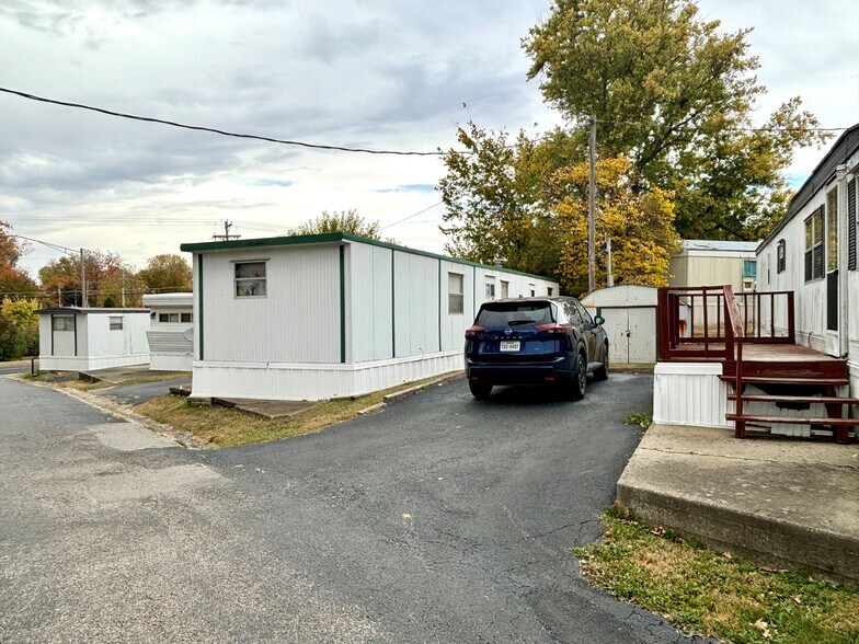 More Photos Of Reagan Drive, Eureka Manufactured Housing Mobile Home Park For Sale