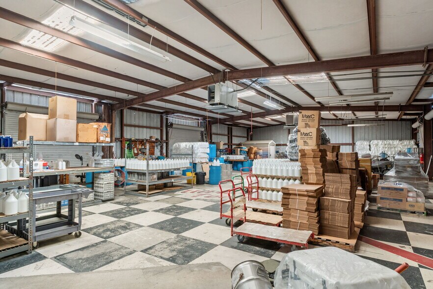 More Photos Of 6680 W Gulf To Lake Hwy, Crystal River Auto Repair For Sale
