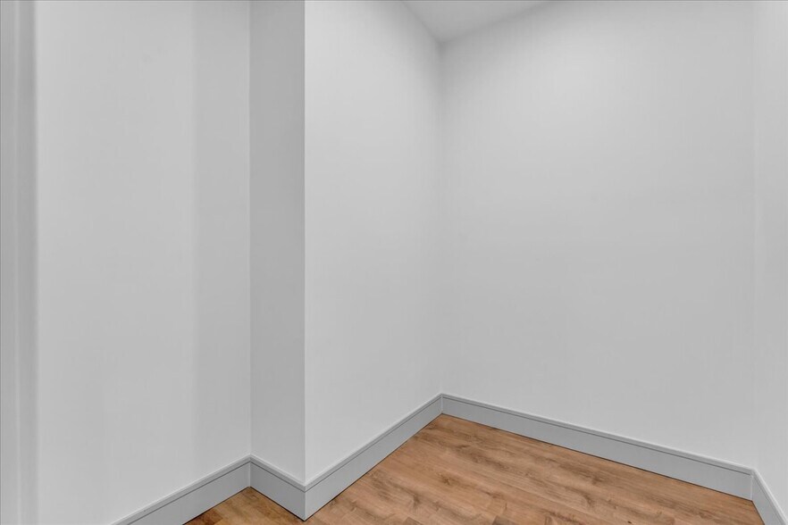 More Photos Of 4301 Avery St, Detroit Apartments For Sale