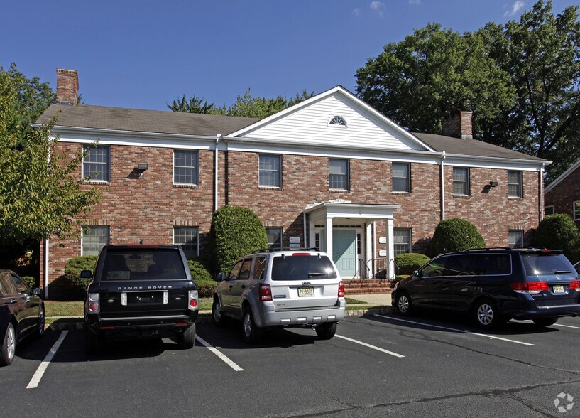 More Photos Of 1130 US Highway 202 S, Raritan Medical For Sale