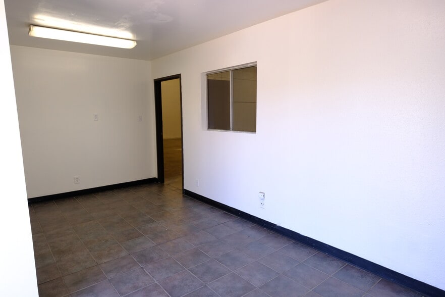 More Photos Of 8266 Sultana Ave, Fontana Warehouse For Sale