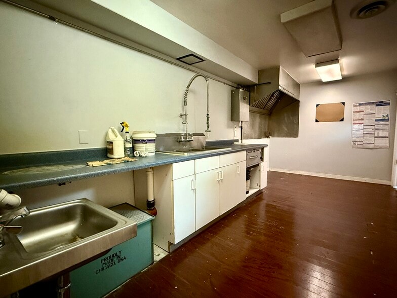 More Photos Of 507 Tripoli St, Pittsburgh Warehouse For Sale