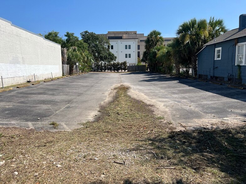 More Photos Of 100 Blk Intendencia St, Pensacola Land For Sale