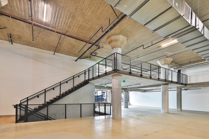More Photos Of , Los Angeles Office For Sale
