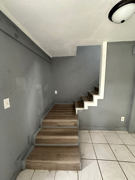 More Photos Of 201 E Washington Ave, Harlingen Apartments For Sale