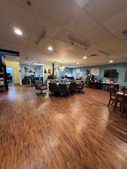 More Photos Of 525 Railway St, Whitefish Office For Lease