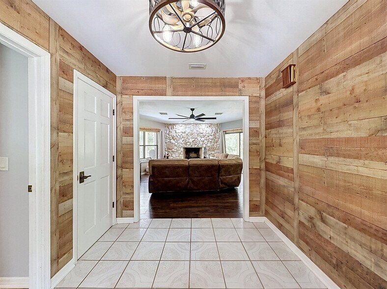 More Photos Of 26311 Willow St, Brooksville Specialty For Sale
