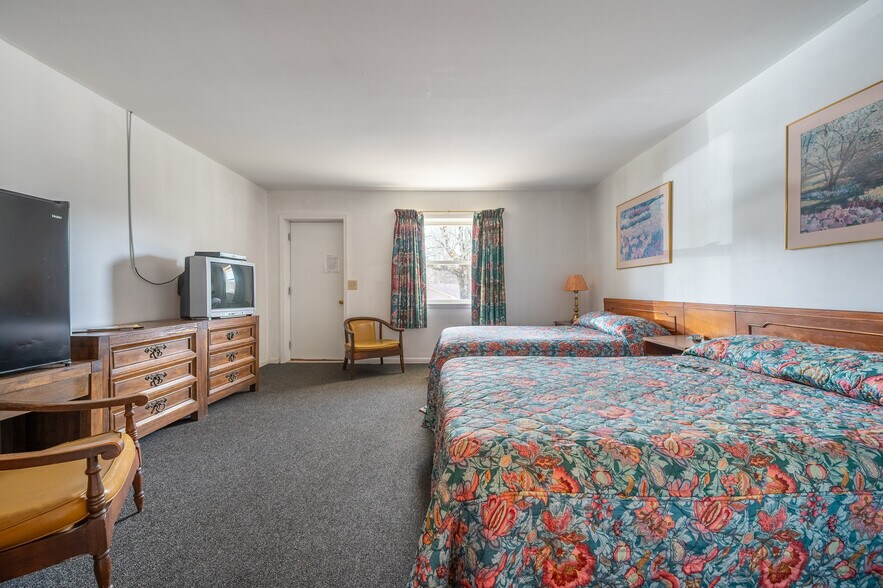 More Photos Of 2295 Jeb Stuart Hwy, Meadows Of Dan Hotel For Sale