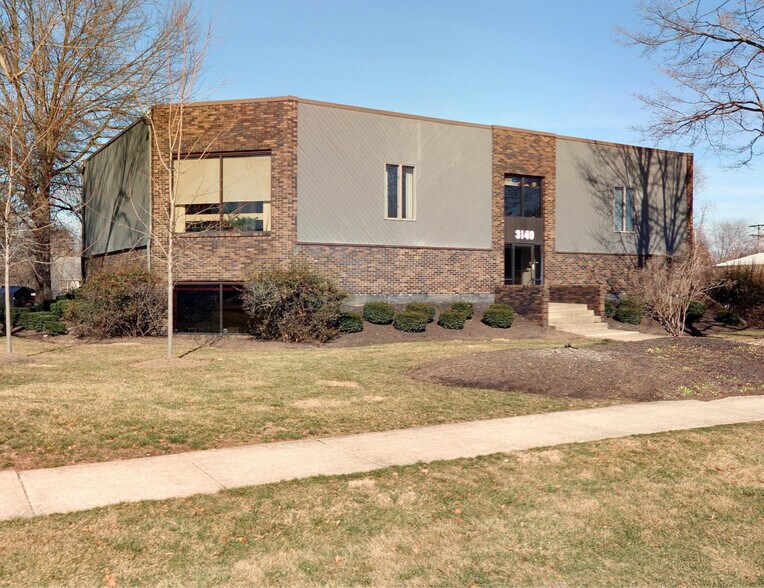 More Photos Of 3140 E Broad St, Bexley Office For Lease