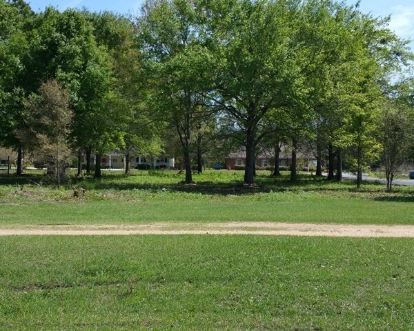 More Photos Of State Hwy 59, Foley Land For Lease