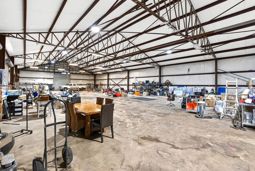 More Photos Of 1049 County Road 539, Valley Flex For Sale