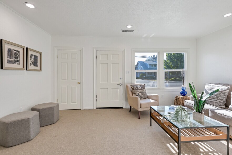 More Photos Of 596 1st St W, Sonoma Office For Lease