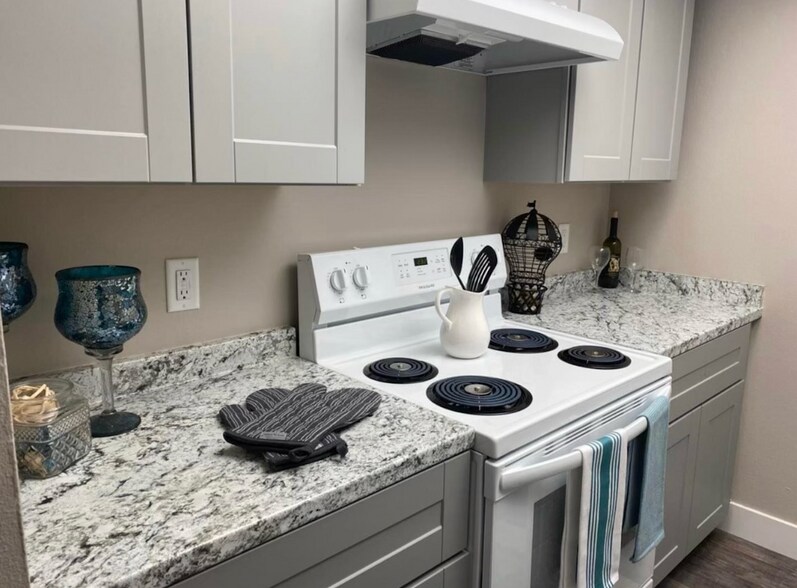 More Photos Of 2401 Grandview Pl, Casper Apartments For Sale