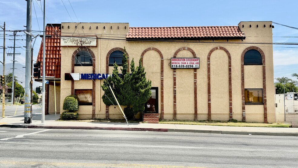 More Photos Of 12610 Glenoaks Blvd, Sylmar Medical For Sale