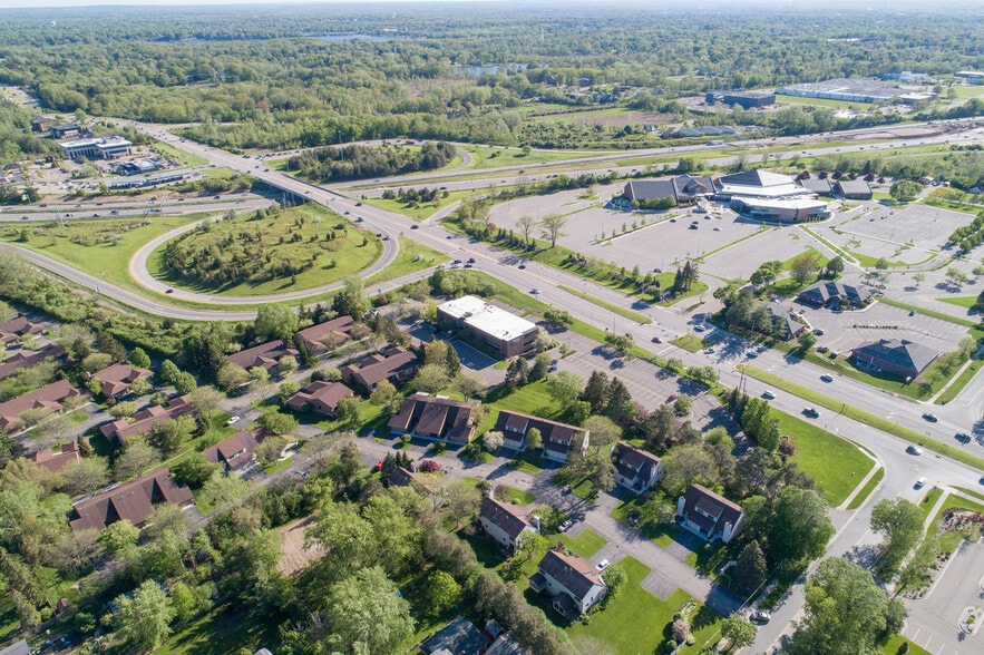 More Photos Of 750 E Beltline Ave NE, Grand Rapids Medical For Lease