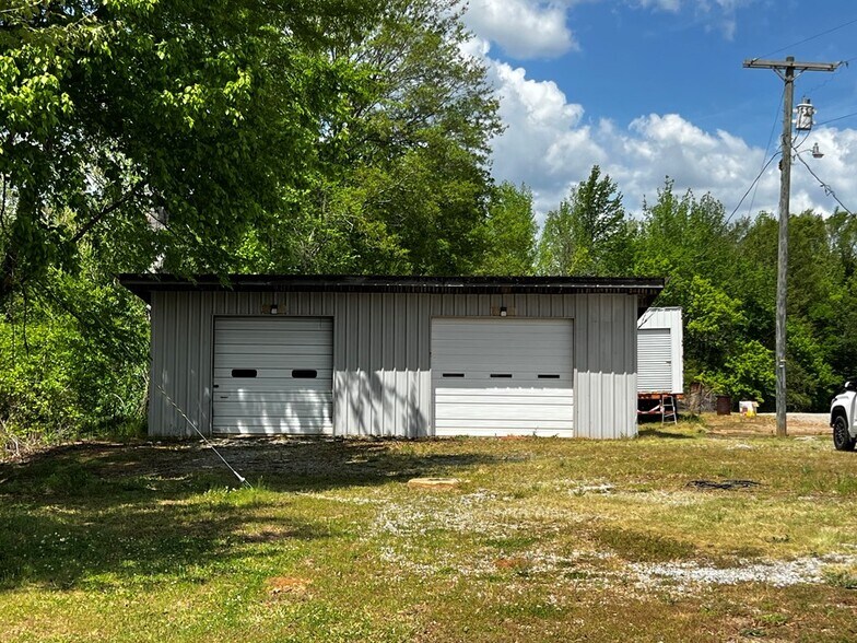 More Photos Of 180 Highway 7, Grenada Specialty For Sale