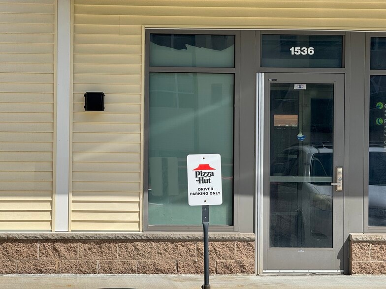 More Photos Of 1550 Larpenteur Ave W, Falcon Heights Apartments For Lease