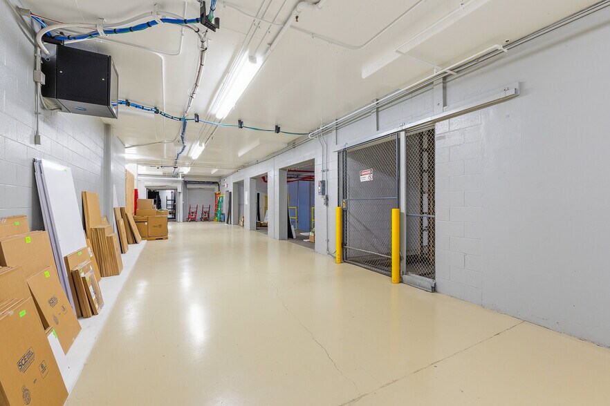 More Photos Of 424 E Oshkosh St, Ripon Manufacturing For Sale