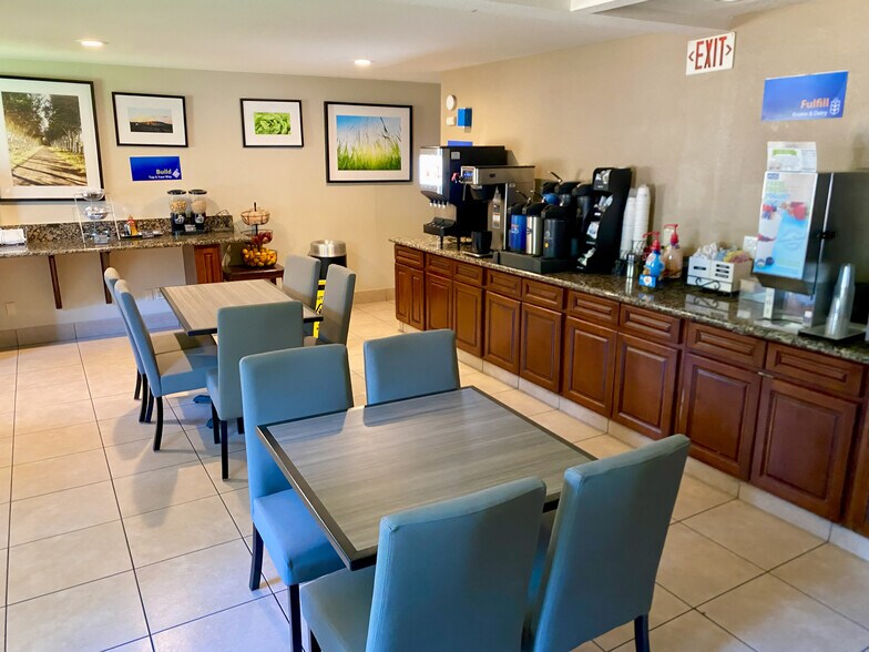 More Photos Of 200 S State Highway 49, Jackson Hotel For Sale