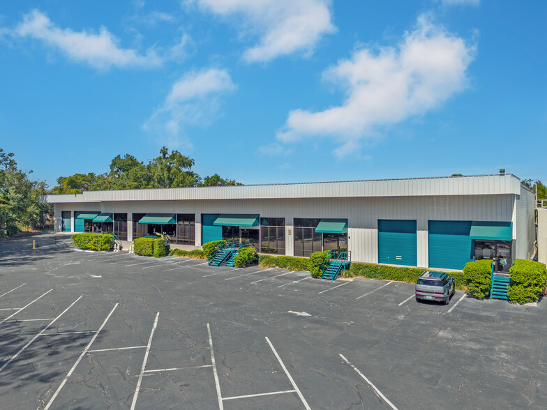 Primary Photo Of 913-957 N Pennsylvania Ave, Winter Park Showroom For Lease