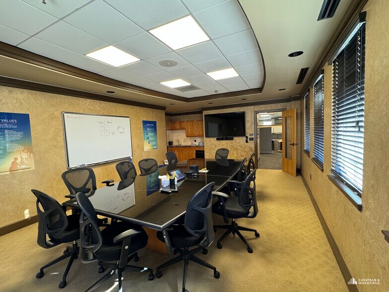 More Photos Of 3540 John F Kennedy Pky, Fort Collins Office For Sale