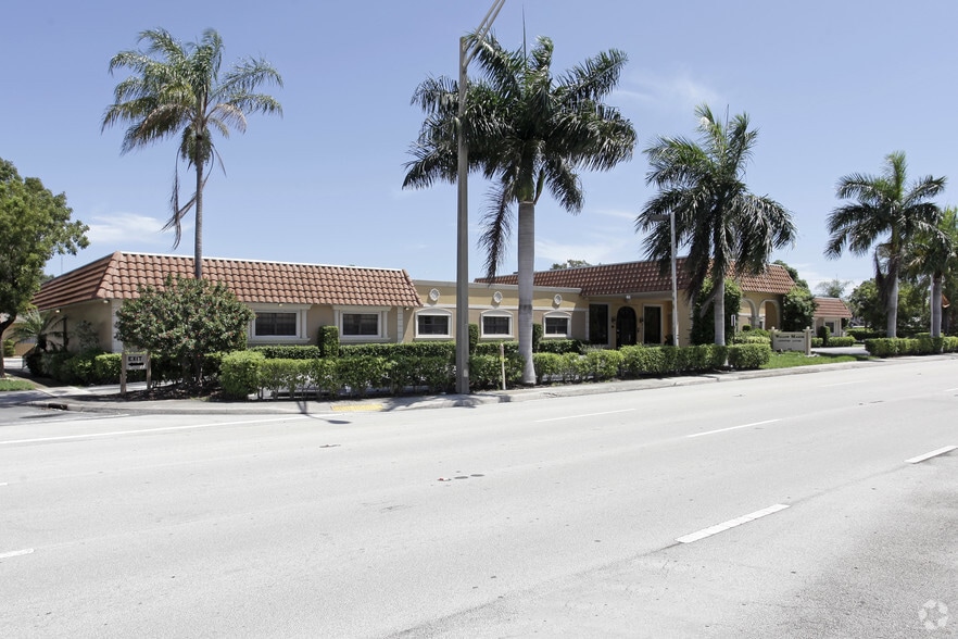 More Photos Of 150 Stirling Rd, Dania Beach Assisted Living For Sale
