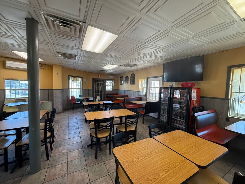 More Photos Of 2138 Cypress Ave, El Paso Restaurant For Sale