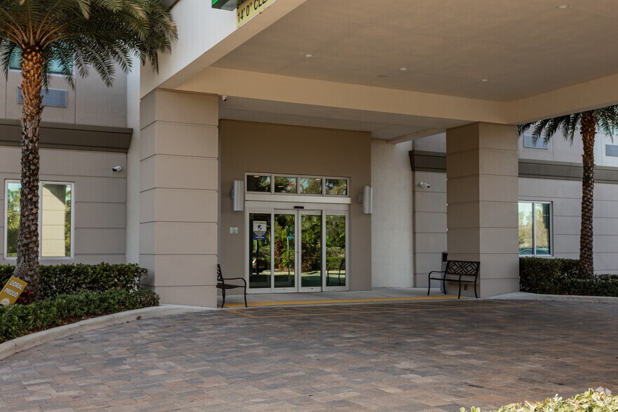 More Photos Of 3755 NW 78th Ave, Doral Hotel For Sale