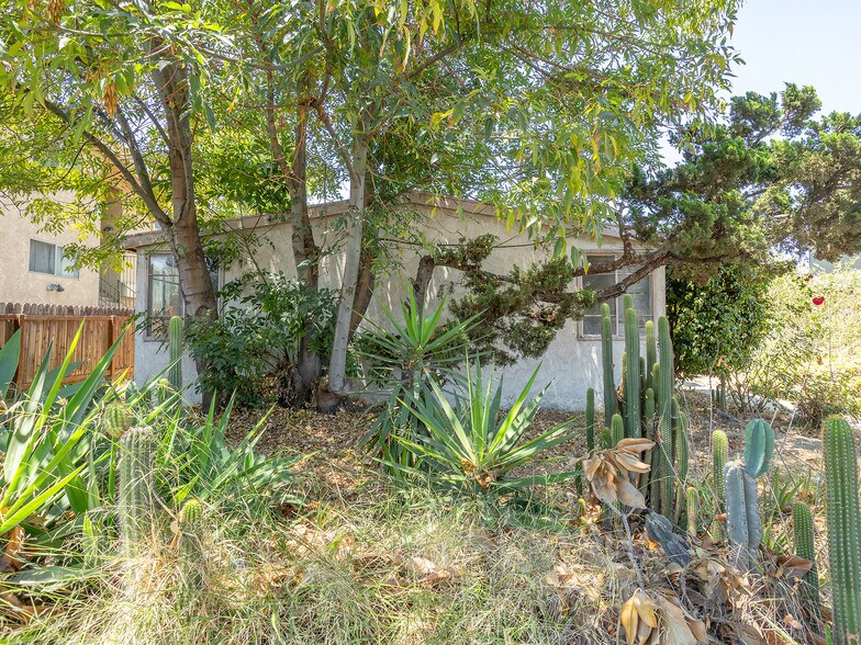 Primary Photo Of 14301 Roscoe Blvd, Panorama City Land For Sale