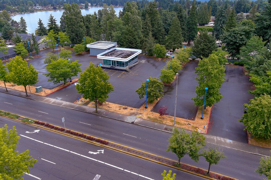 More Photos Of 19820 Pacific Hwy S, Seatac General Retail For Lease