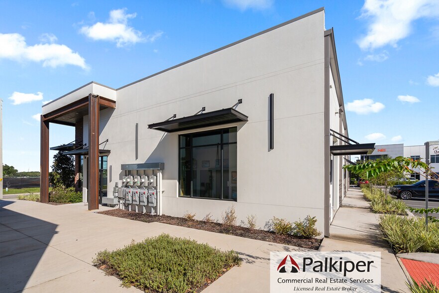 More Photos Of 761 Garden Commerce Pky, Winter Garden Research And Development For Lease