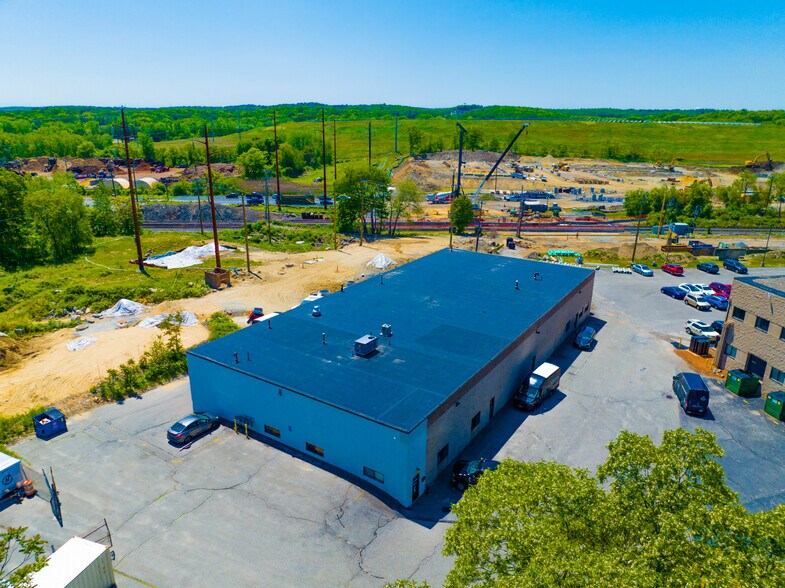 More Photos Of 315 New Boston St, Woburn Manufacturing For Lease
