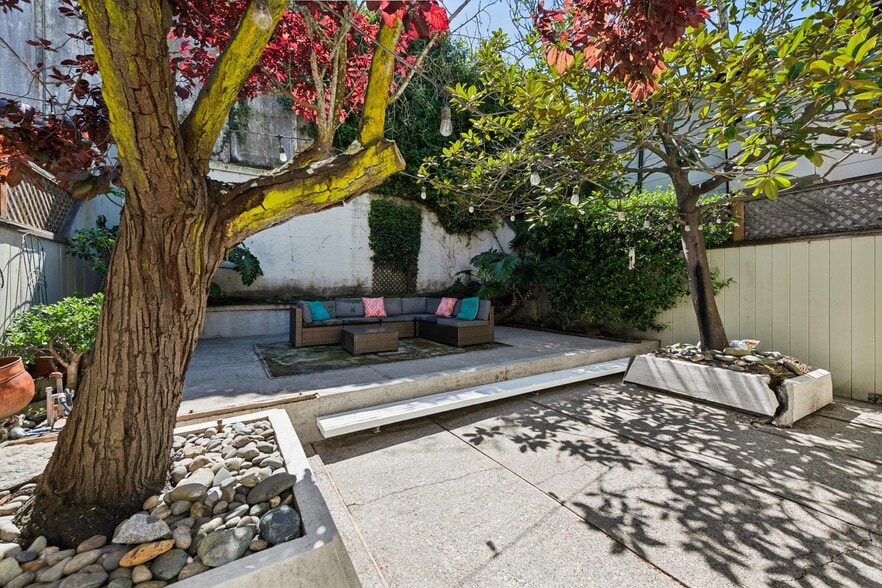 More Photos Of 2539-2541 Lombard St, San Francisco Apartments For Sale