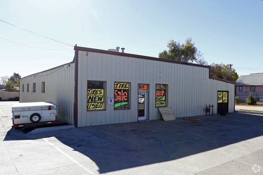 More Photos Of 316 18th St, Greeley Auto Repair For Lease