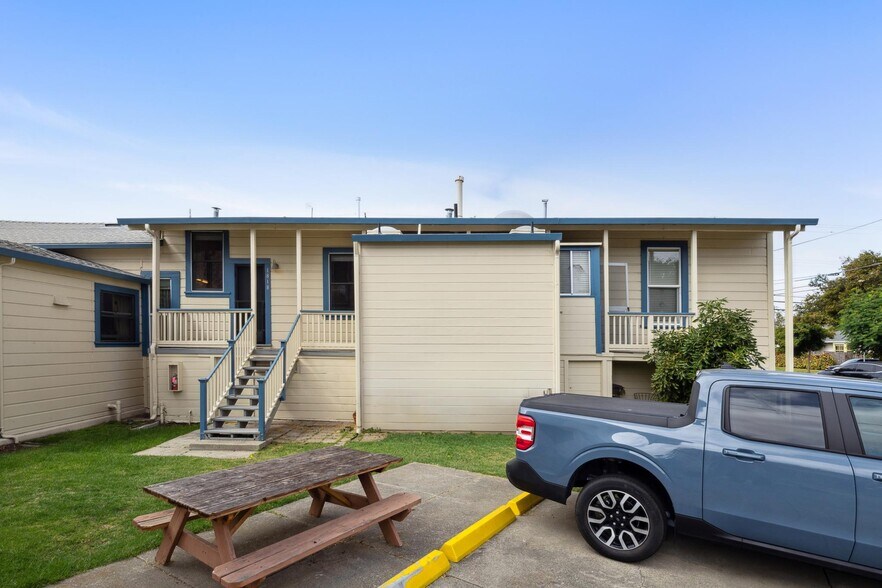 More Photos Of 1820 3rd St, Alameda Apartments For Sale