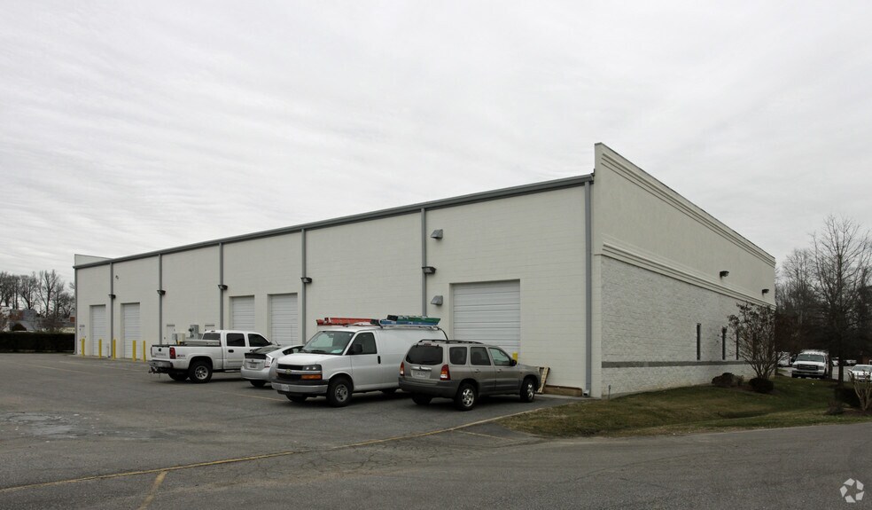 More Photos Of 617 Innovation Dr, Chesapeake Flex For Lease